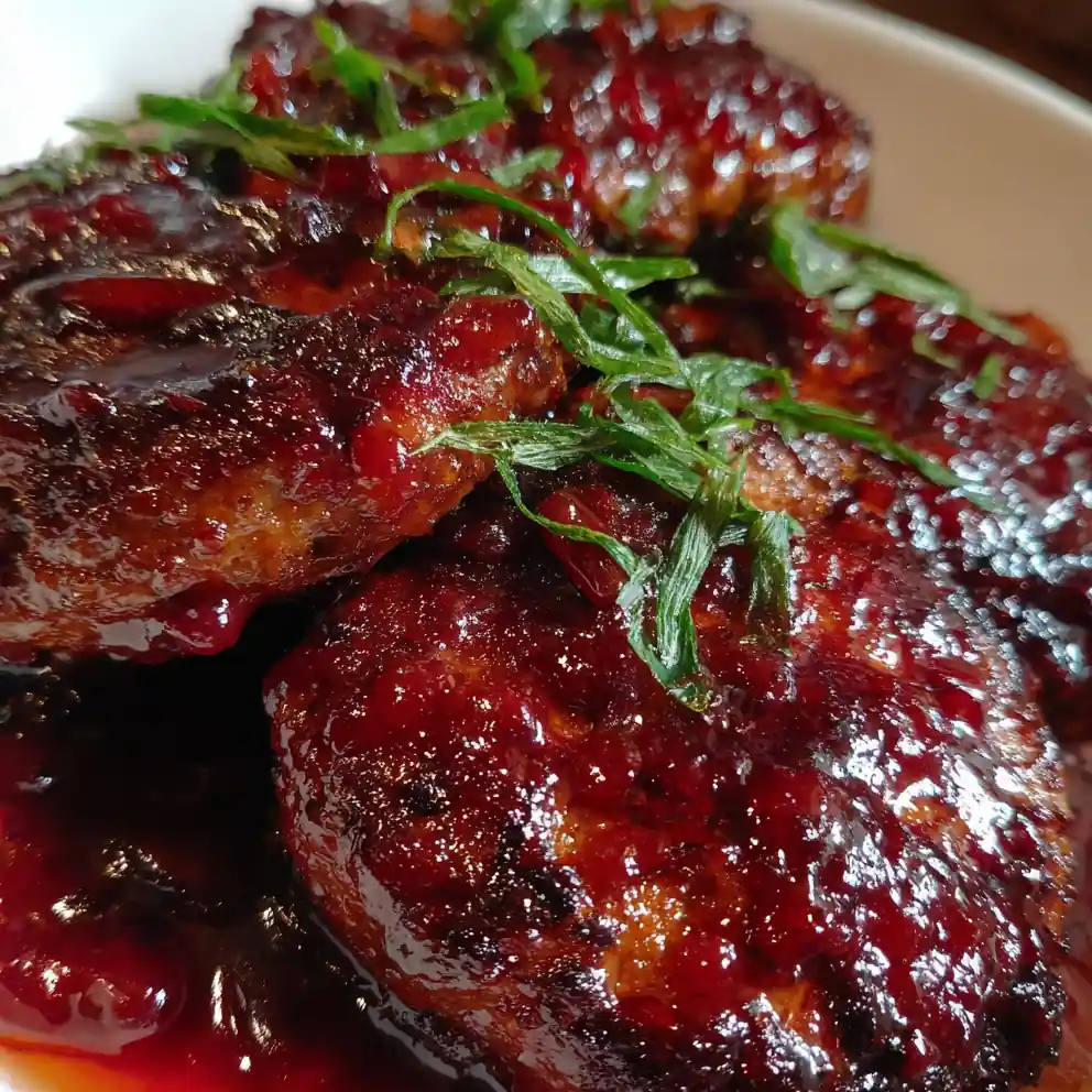 Salisbury Steak Recipe With Beet-Ketchup Glaze And Onions 4 salisbury steak recipe With Beet-Ketchup Glaze and Onions