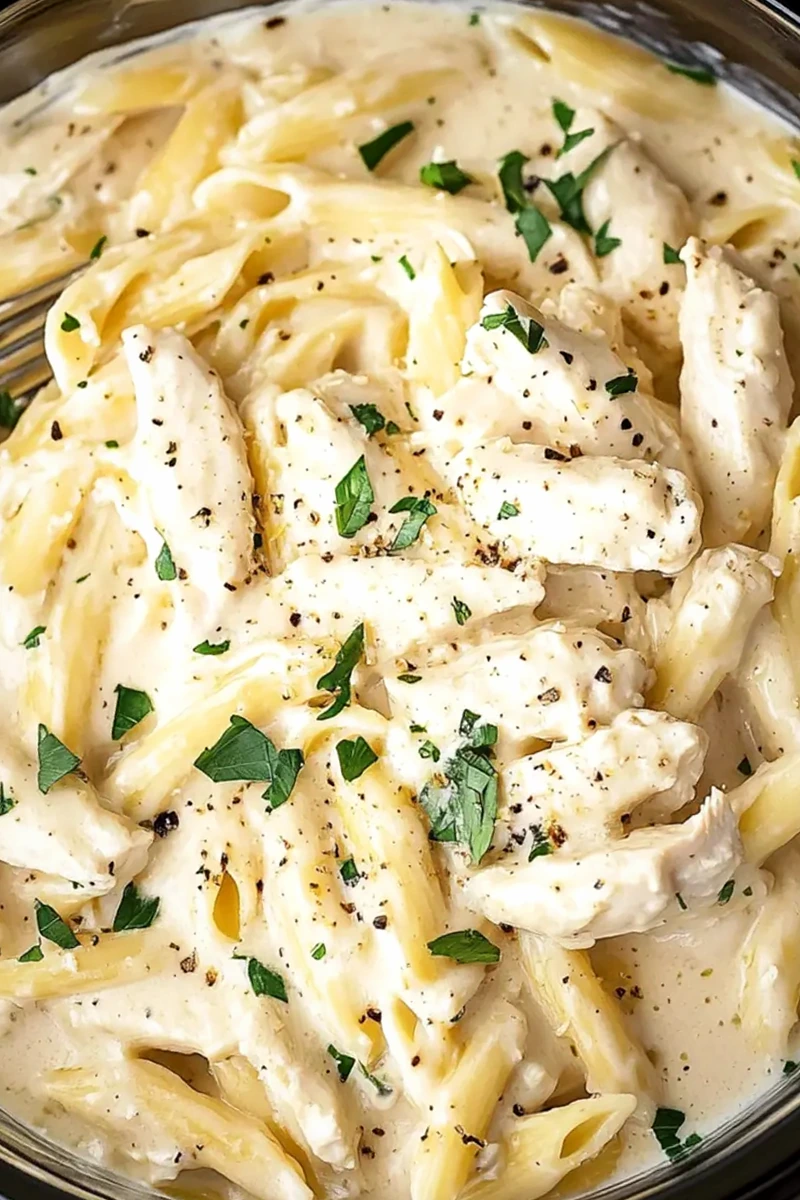 Slow Cooker Creamy Chicken Alfredo 3 Recipe image