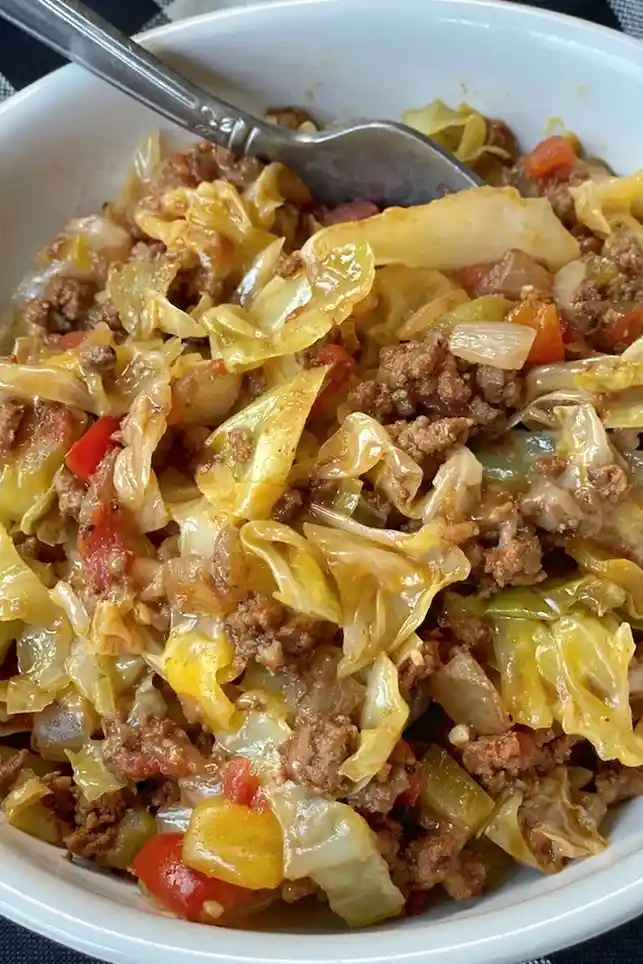 Cheesy Ground Beef and Cabbage Skillet 3 Recipe image