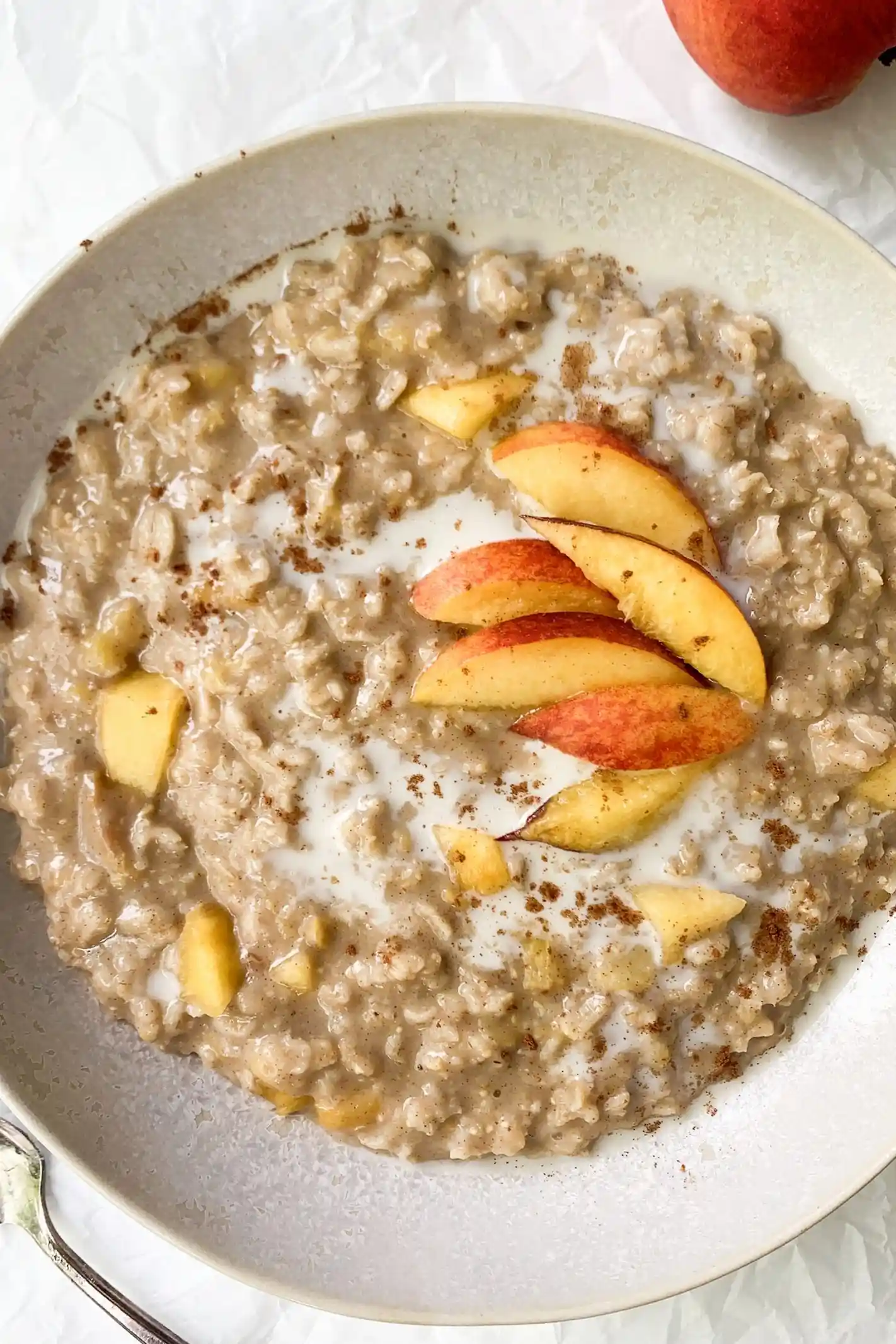 Creamy Peaches and Cinnamon Oatmeal 3 Recipe image