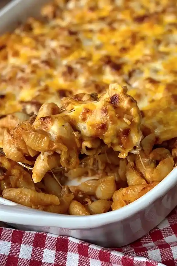 Quick and Easy Ground Beef Pasta Casserole 3 Recipe image