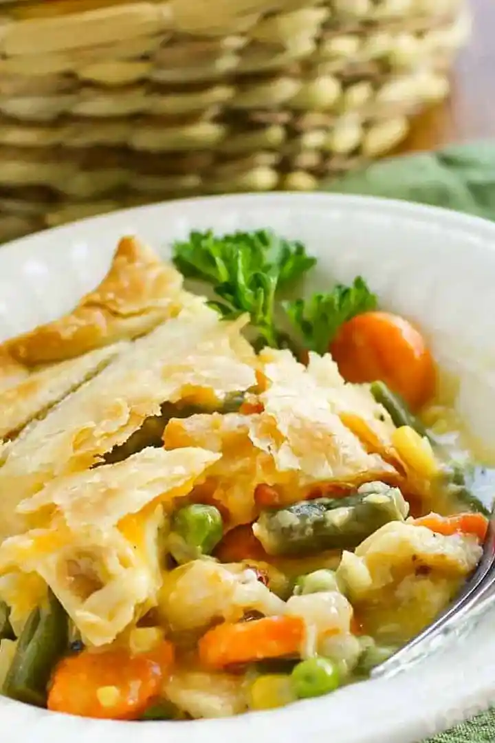 Quick and Creamy Chicken Pot Pie 3 Recipe image