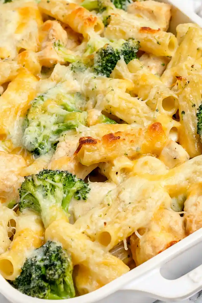 Creamy Baked Chicken and Broccoli Pasta 3 Creamy Baked Chicken and Broccoli Pasta