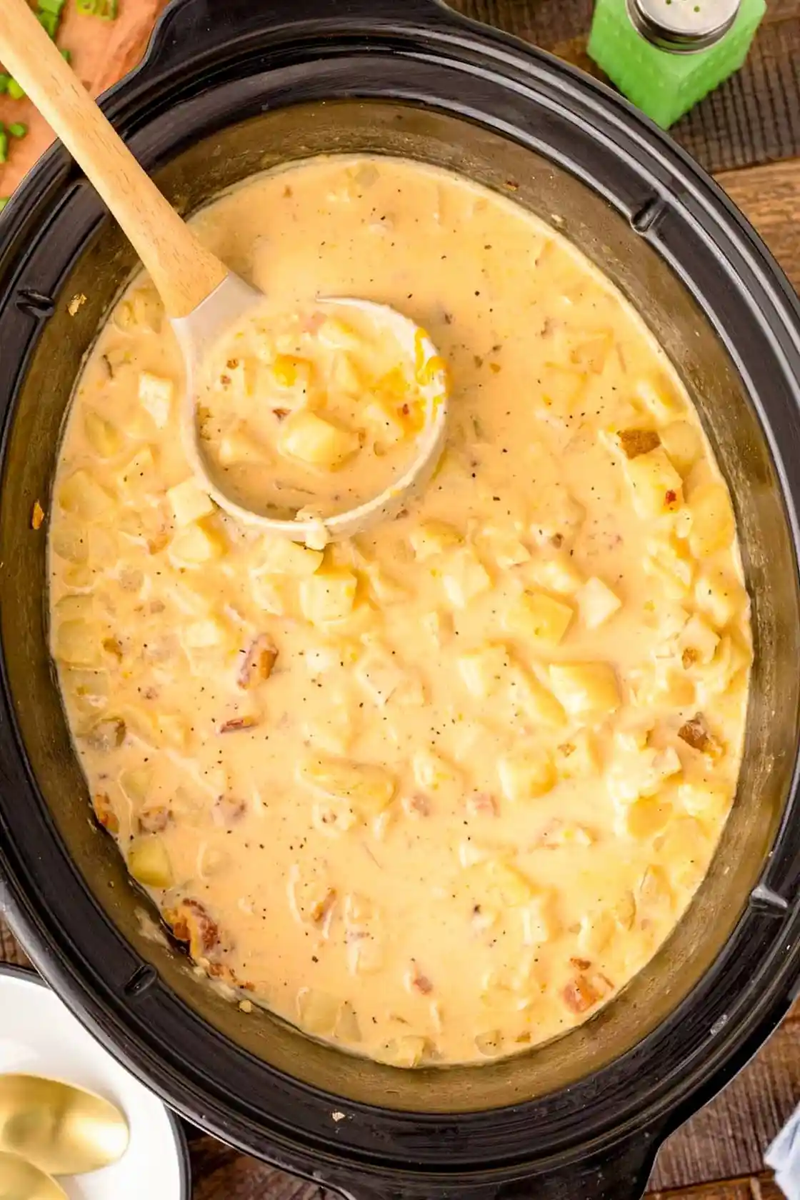 Slow Cooker Creamy Potato Soup 3 Recipe image